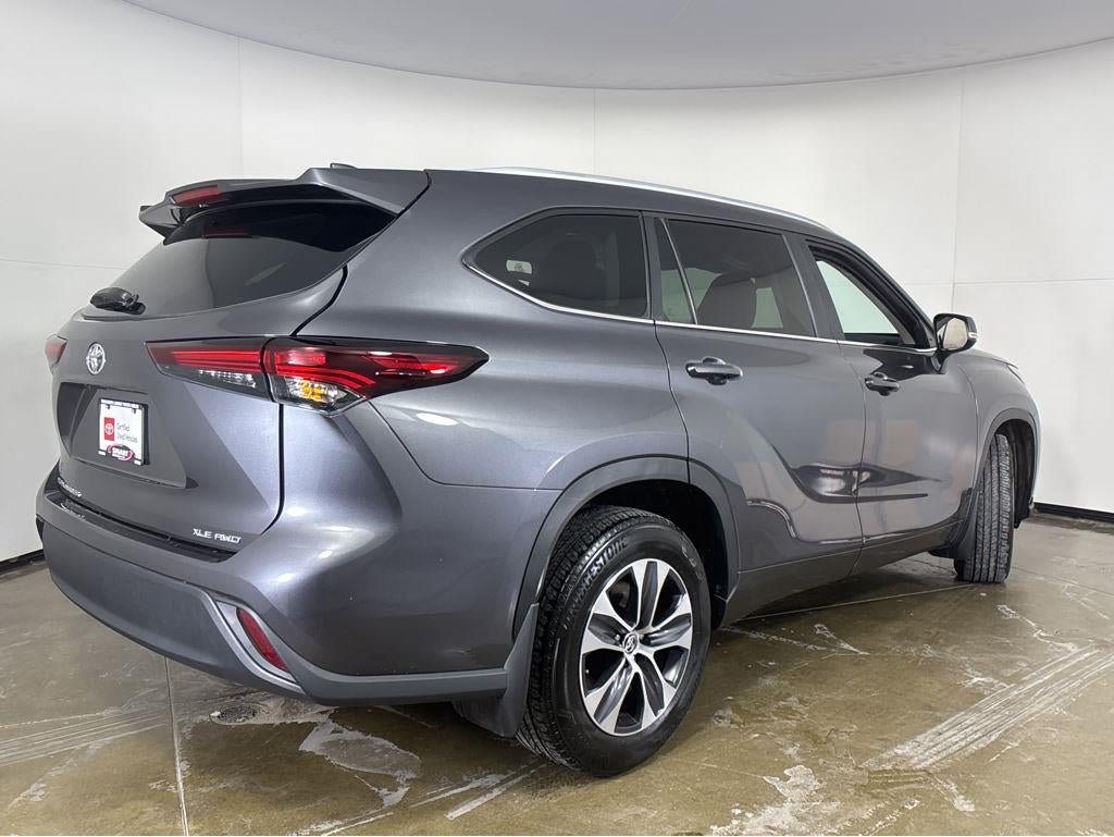 2024 Toyota Highlander XLE
