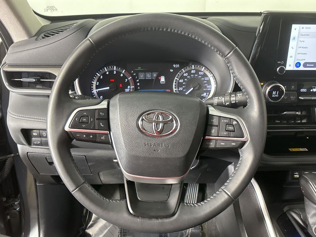 2024 Toyota Highlander XLE