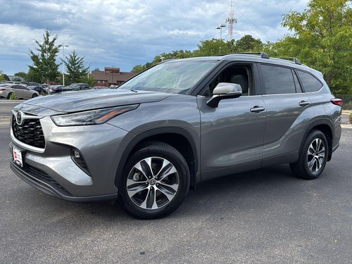 2025 Toyota Highlander XLE