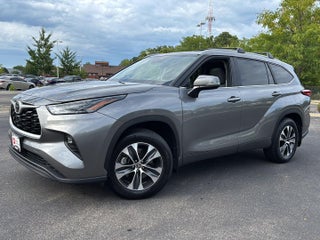 2025 Toyota Highlander XLE