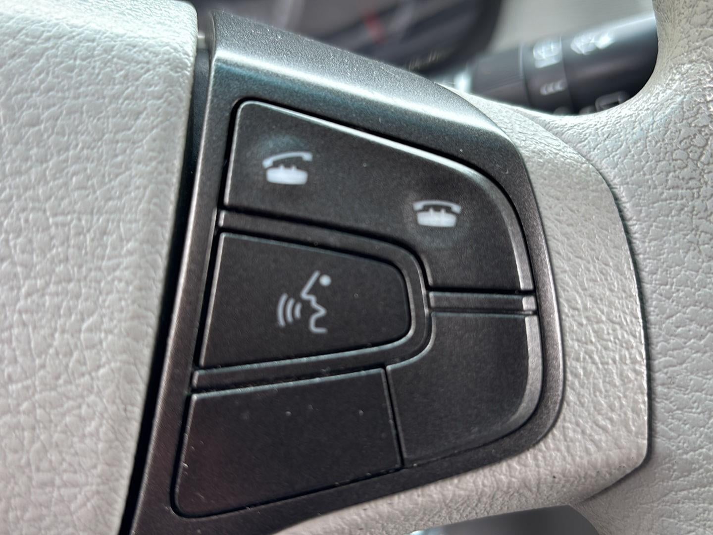 2011 Toyota Sienna LE AAS