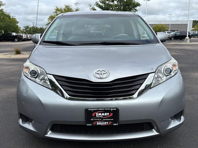 2011 Toyota Sienna LE AAS