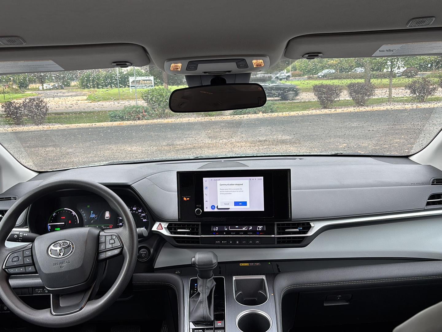 2025 Toyota Sienna LE