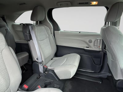 2024 Toyota Sienna LE 8-Passenger