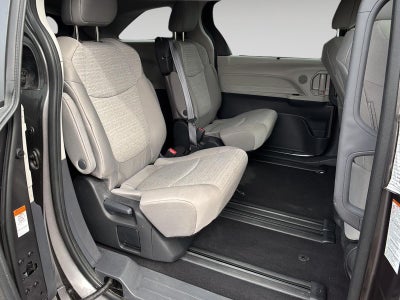 2024 Toyota Sienna LE 8-Passenger