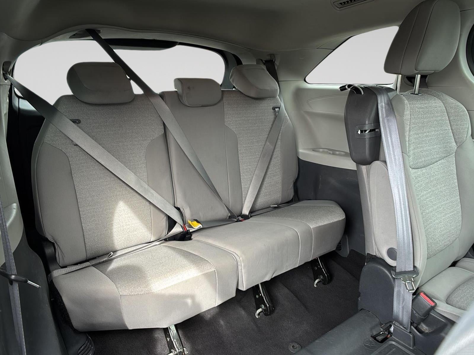 2024 Toyota Sienna LE 8-Passenger