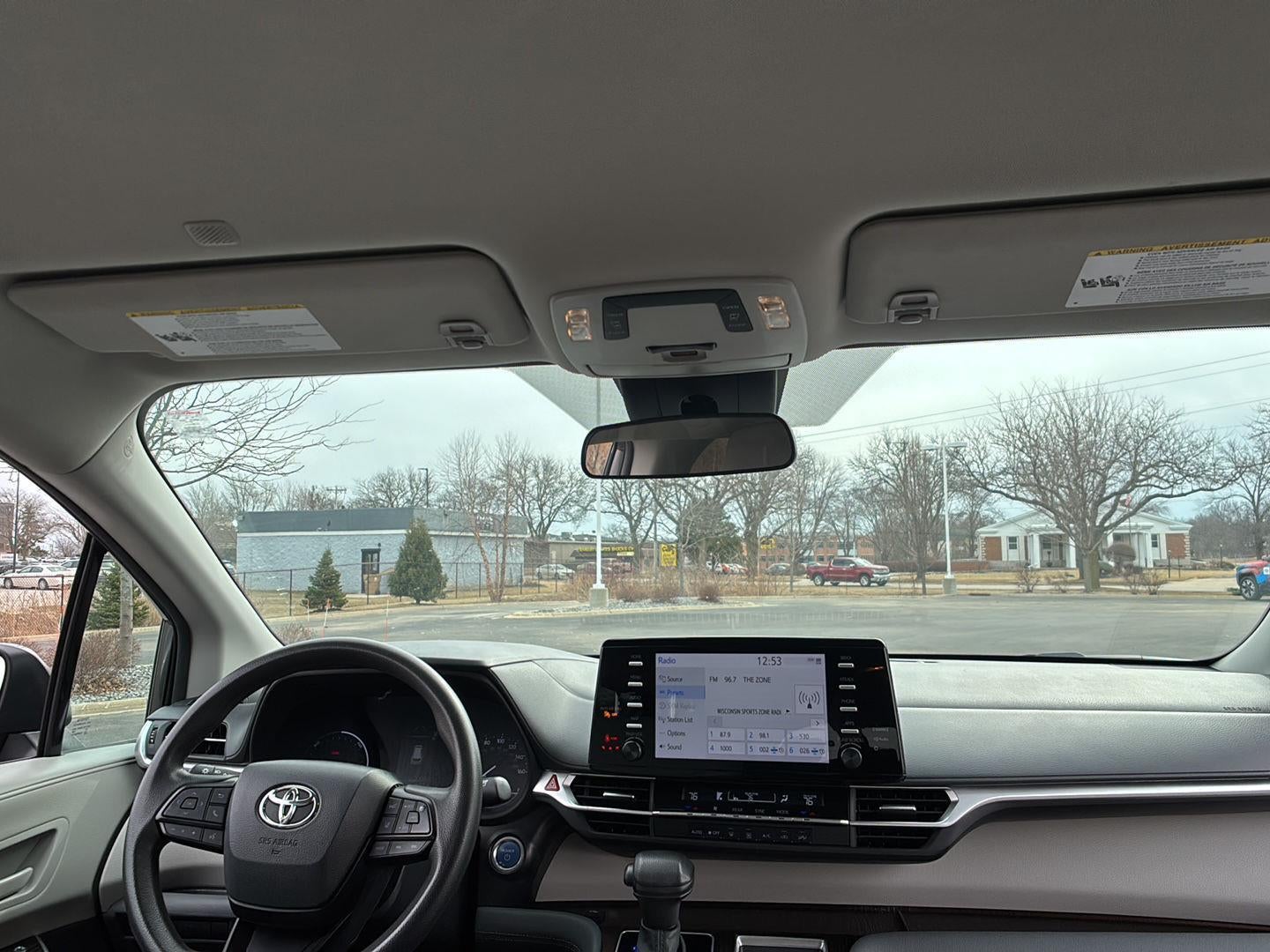 2024 Toyota Sienna LE 8-Passenger