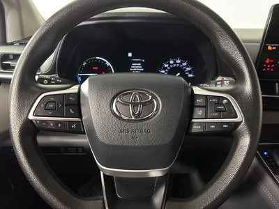 2021 Toyota Sienna LE