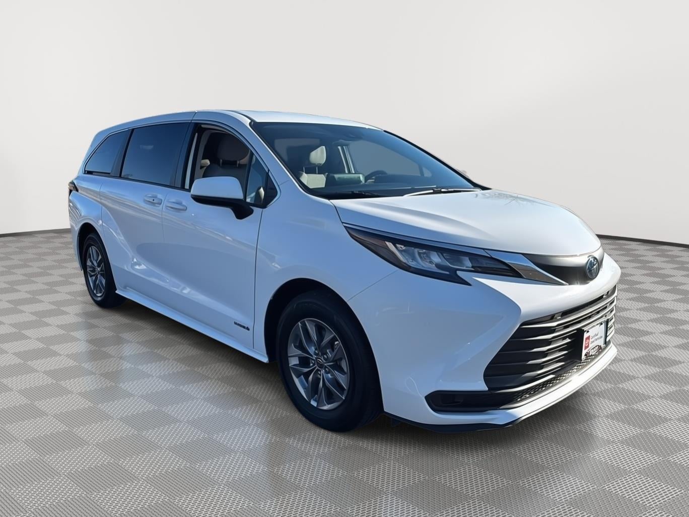 2021 Toyota Sienna LE