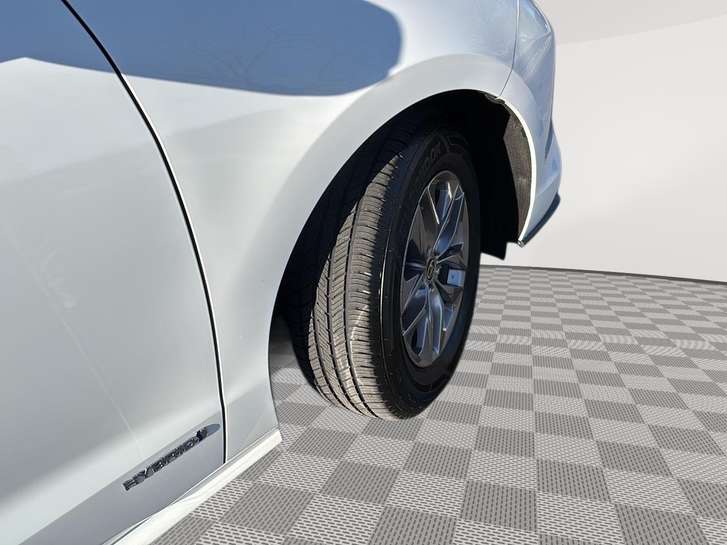 2021 Toyota Sienna LE