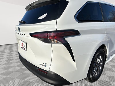 2021 Toyota Sienna LE