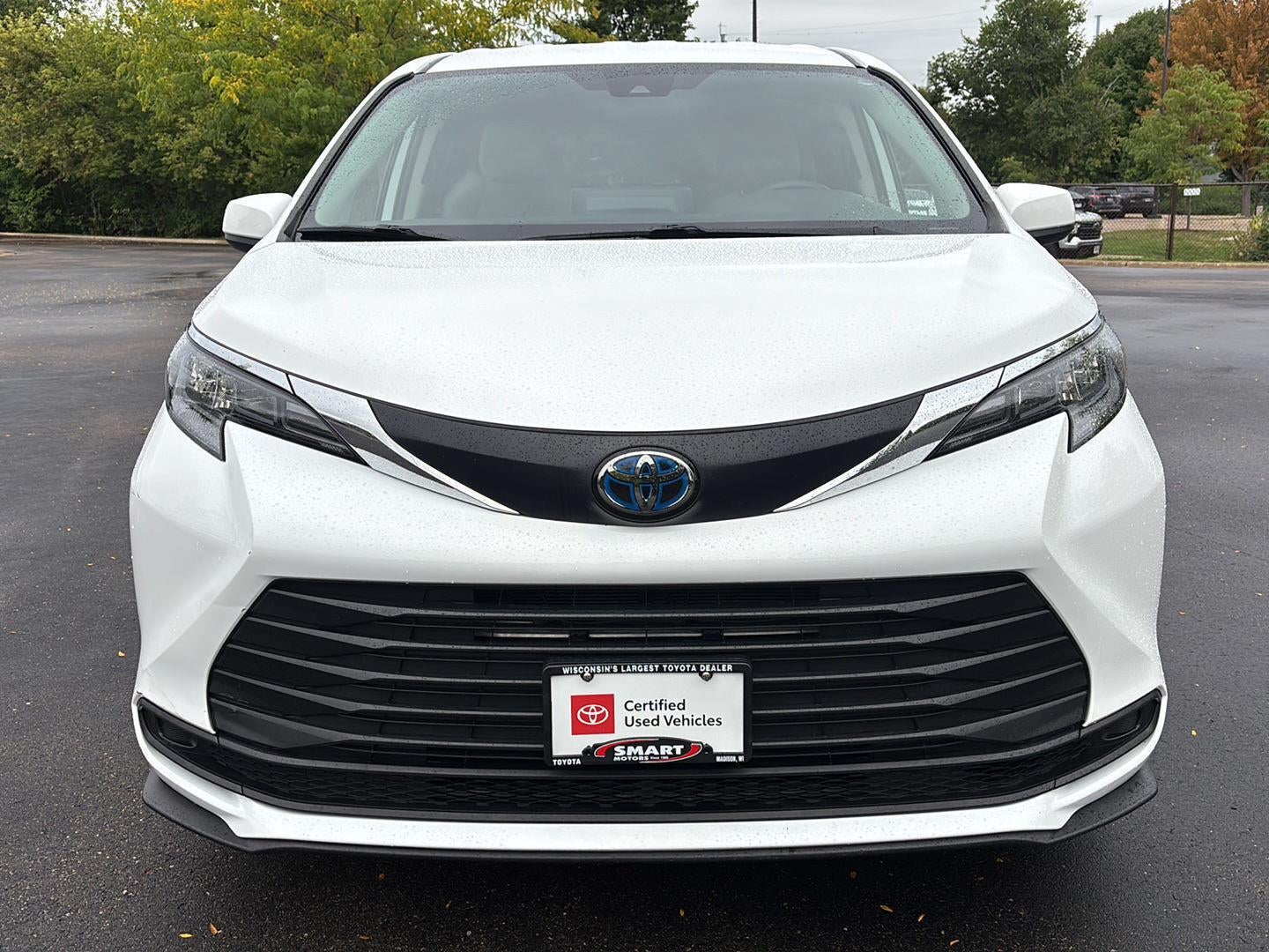 2024 Toyota Sienna LE
