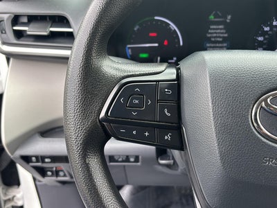 2022 Toyota Sienna LE