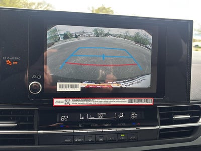 2025 Toyota Sienna LE