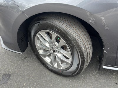 2025 Toyota Sienna LE