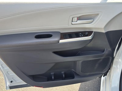 2023 Toyota Sienna LE
