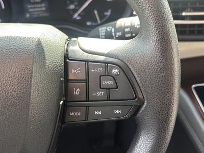 2023 Toyota Sienna LE