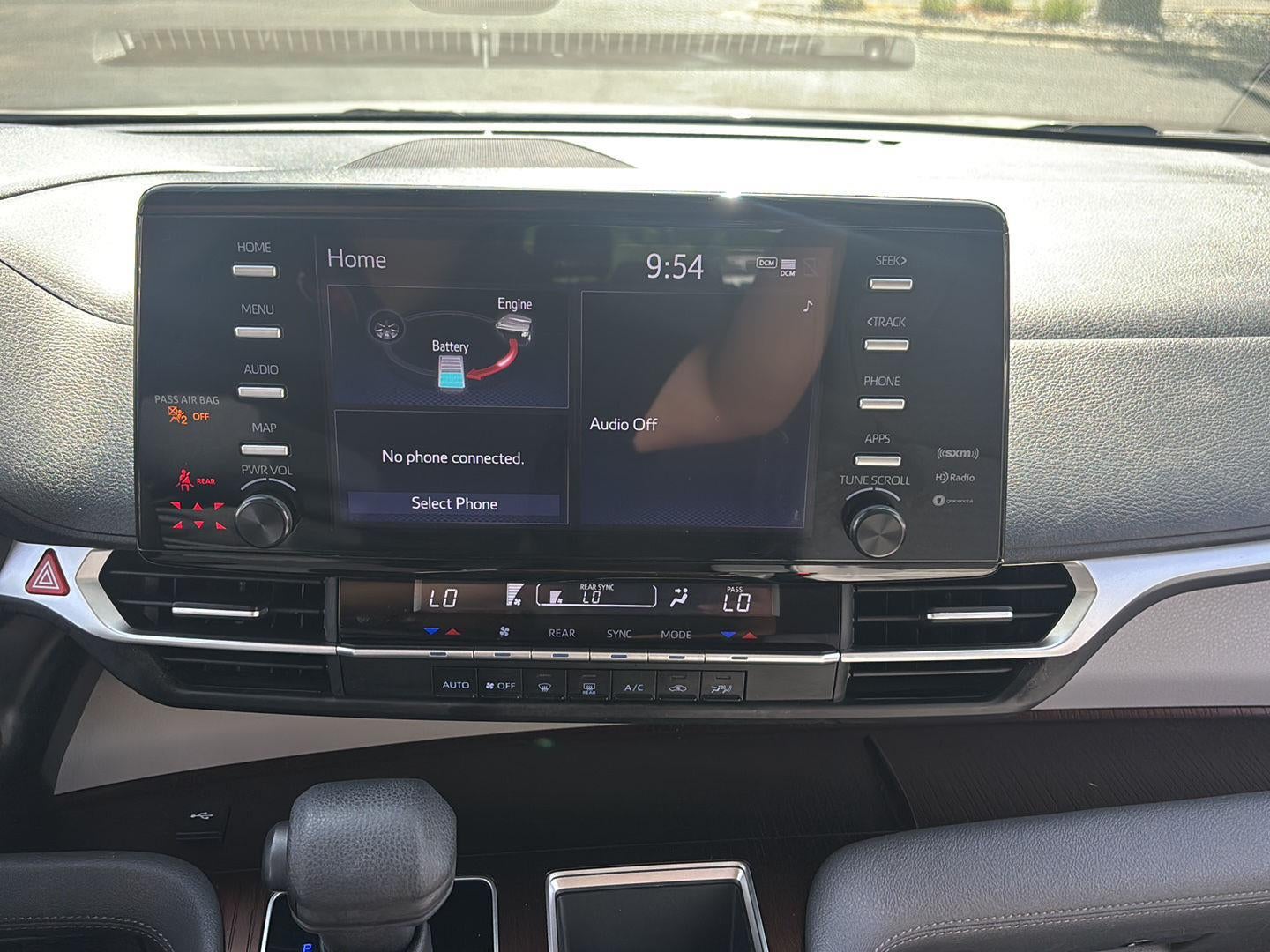 2023 Toyota Sienna LE