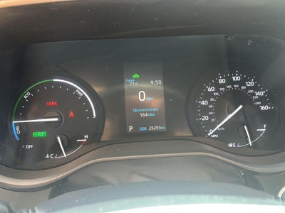 2023 Toyota Sienna LE