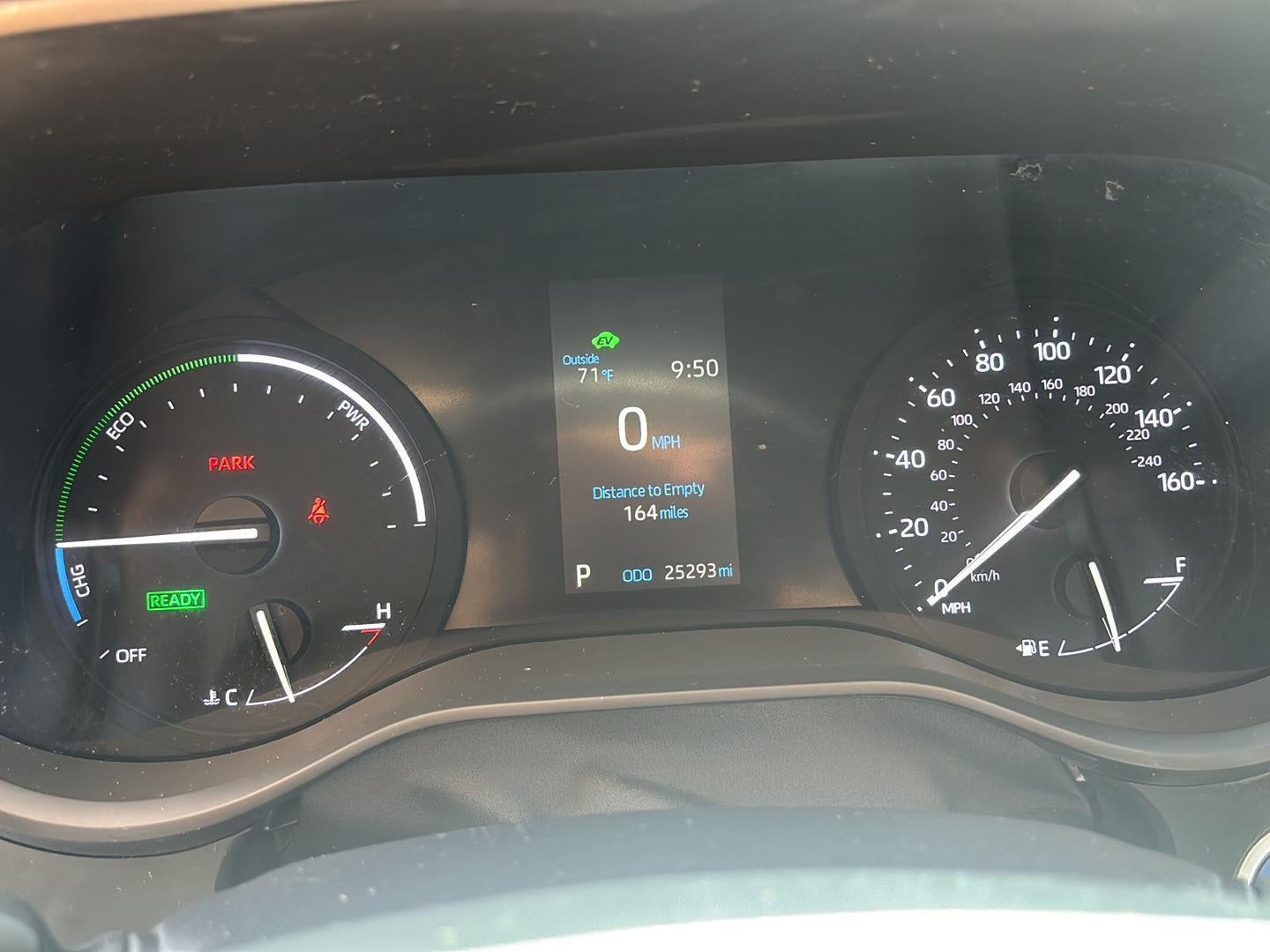 2023 Toyota Sienna LE