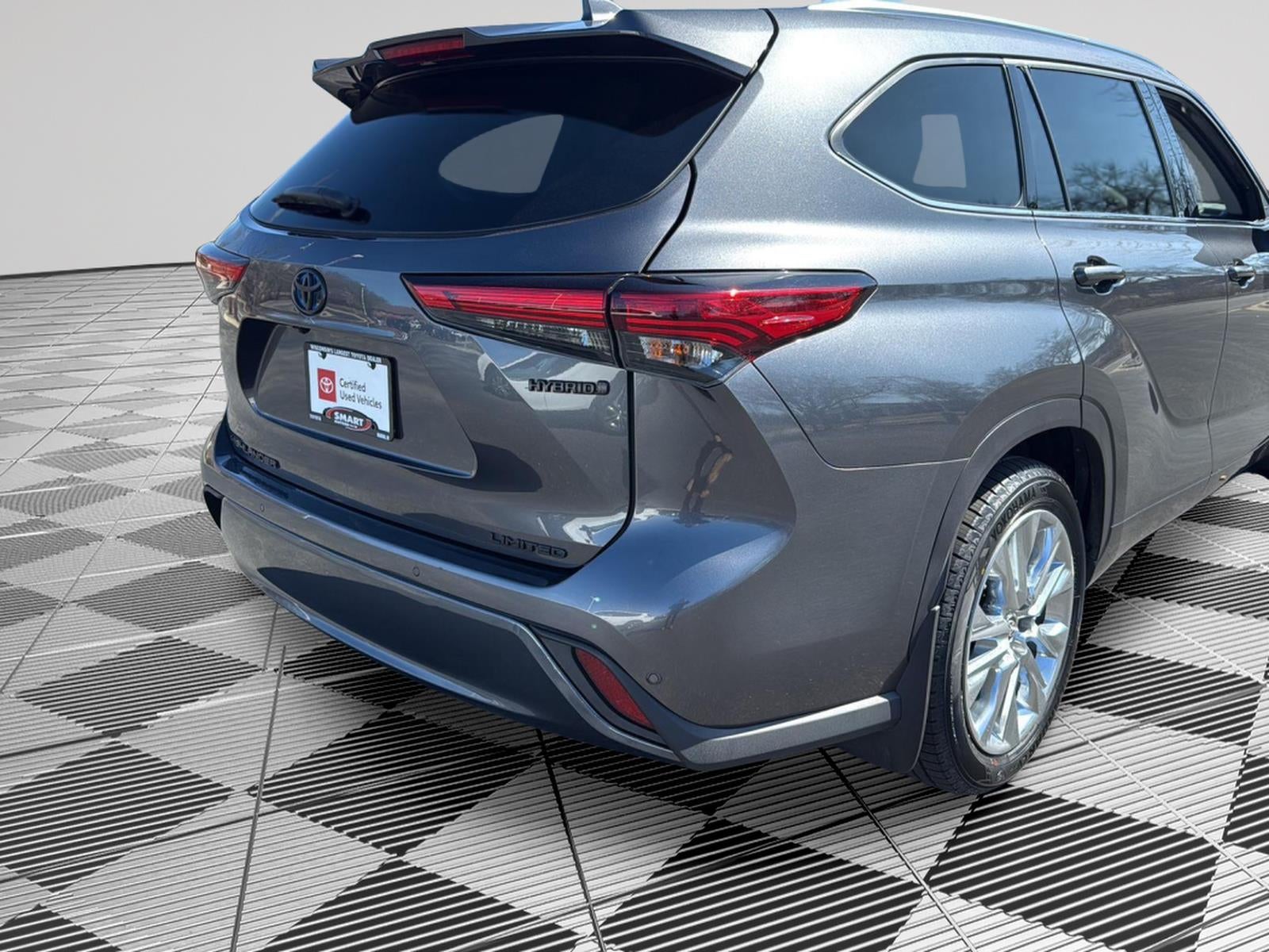 2021 Toyota Highlander Hybrid Limited