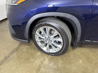 2023 Toyota Highlander Hybrid Limited