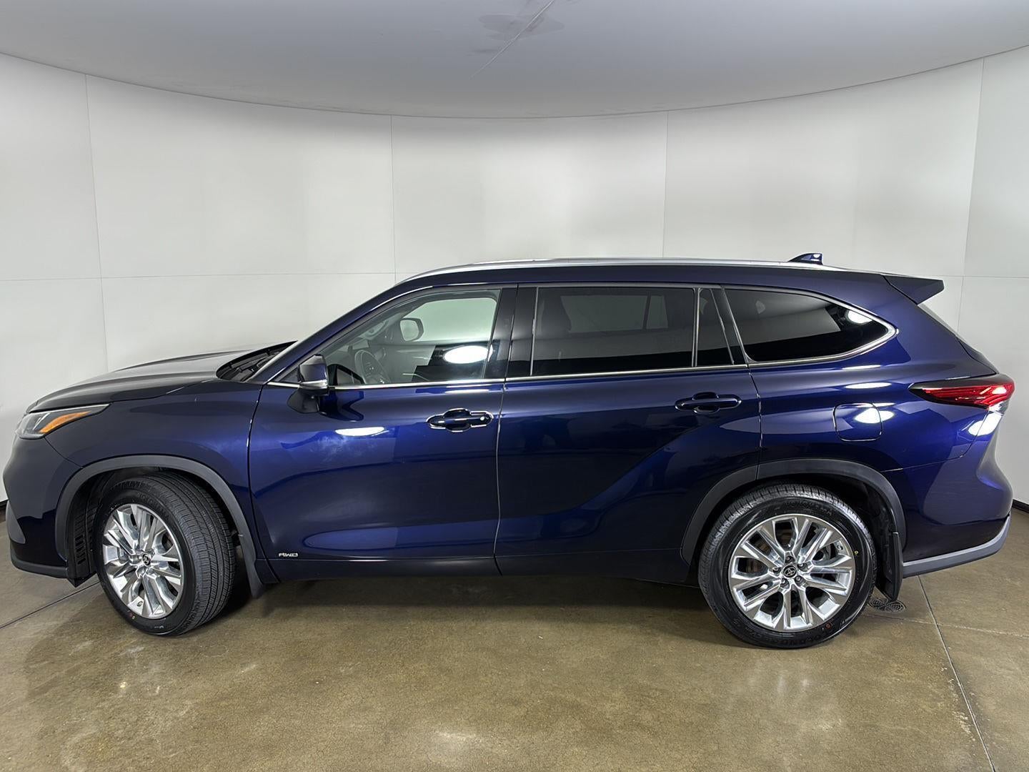 2023 Toyota Highlander Hybrid Limited
