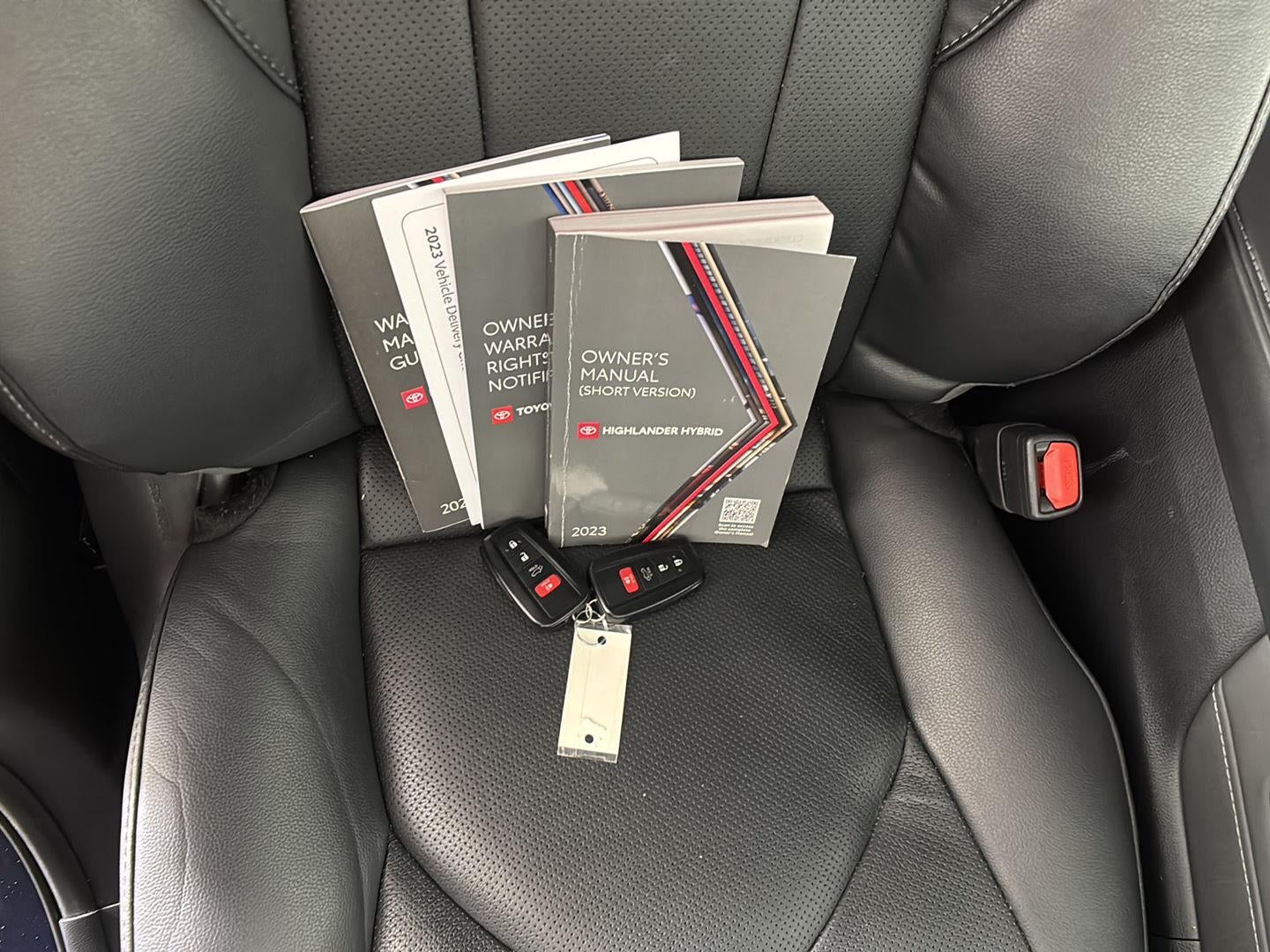 2023 Toyota Highlander Hybrid Limited