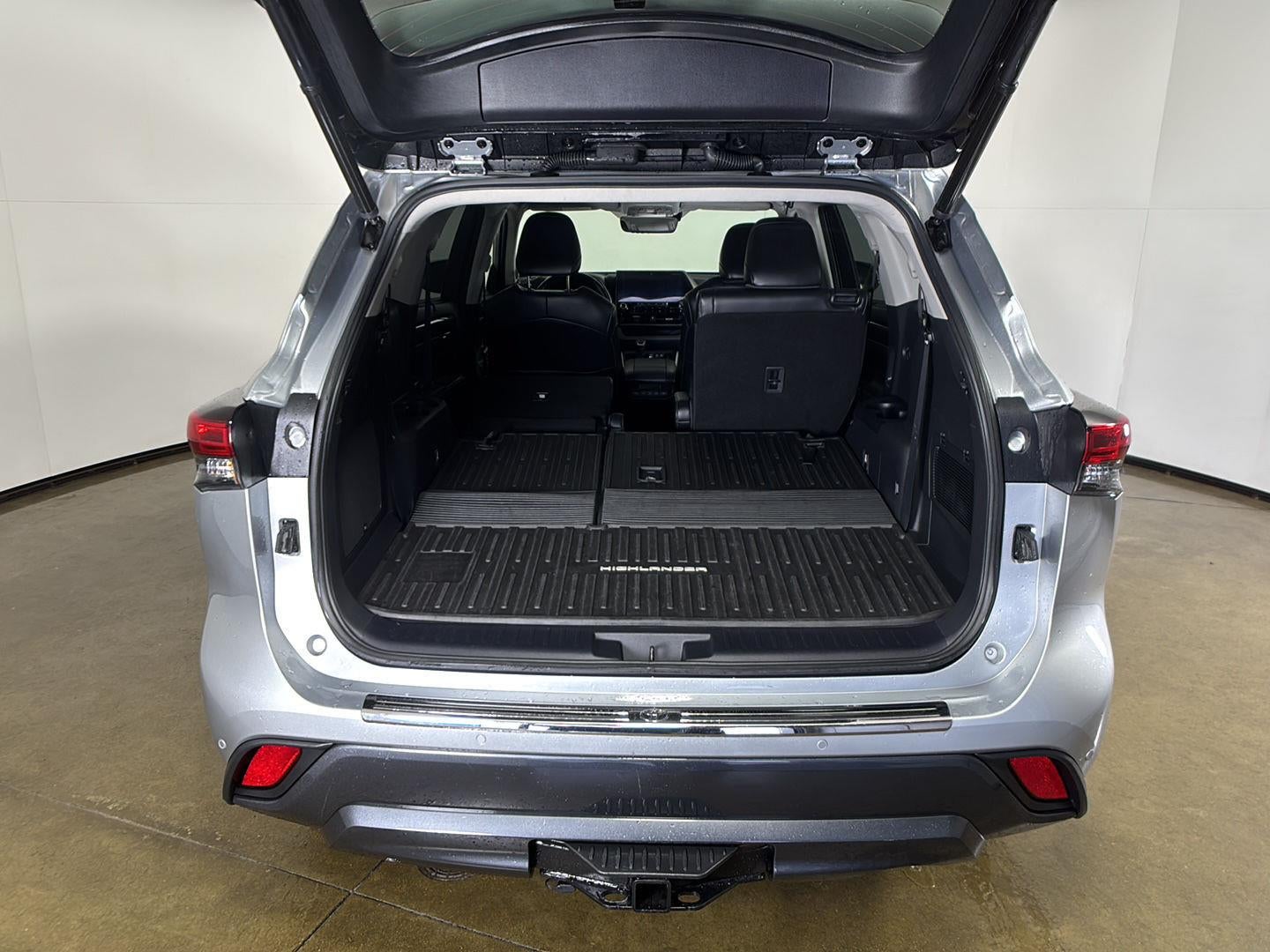 2021 Toyota Highlander Hybrid Limited