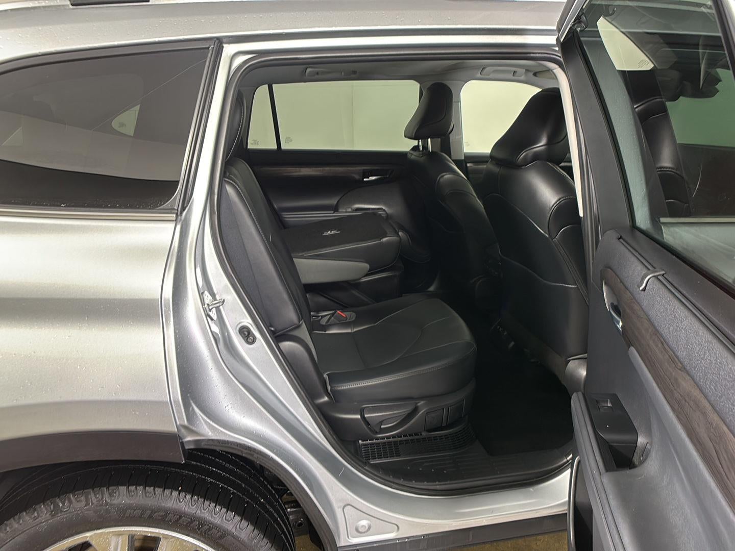 2021 Toyota Highlander Hybrid Limited