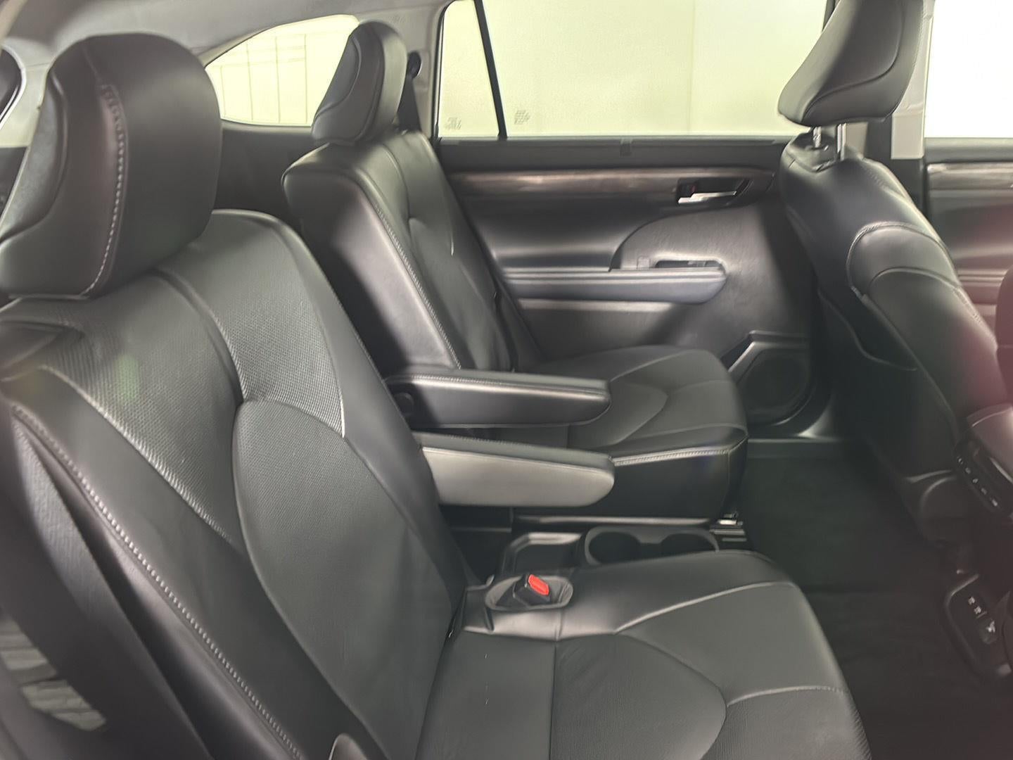 2021 Toyota Highlander Hybrid Limited