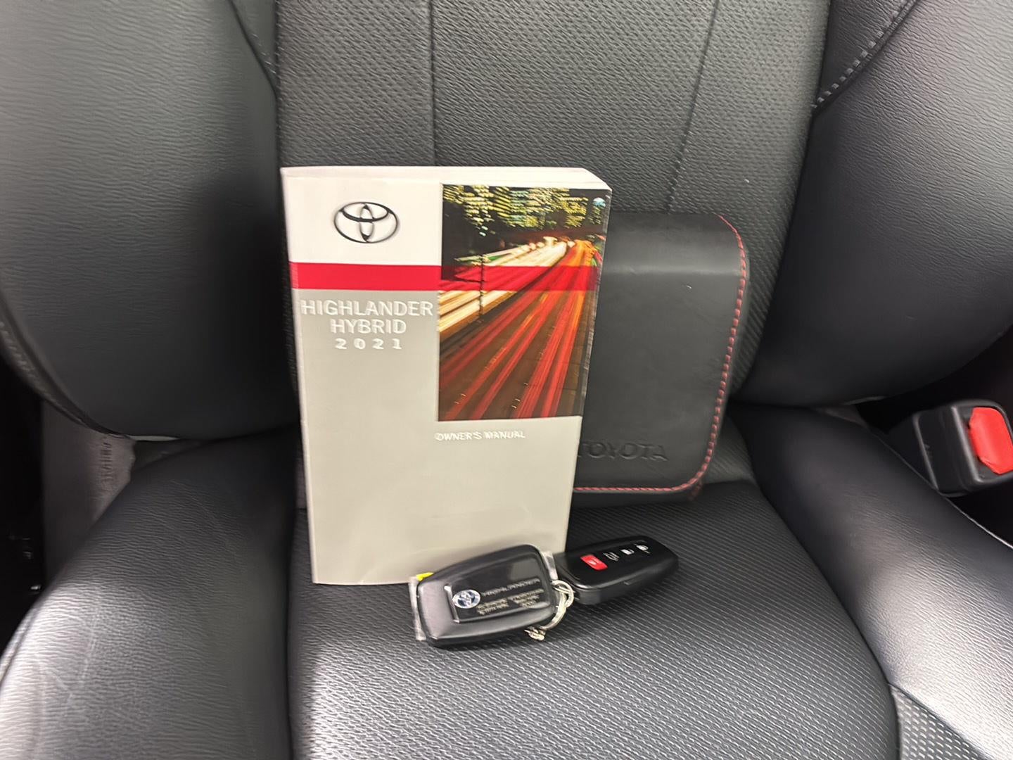 2021 Toyota Highlander Hybrid Limited