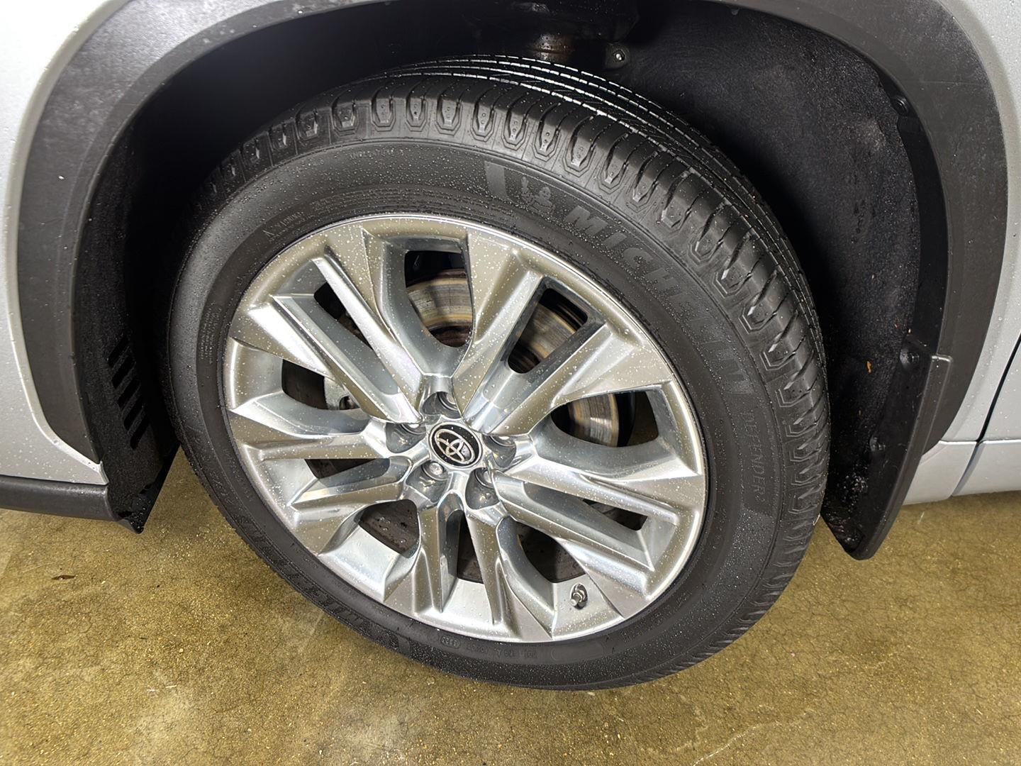 2021 Toyota Highlander Hybrid Limited