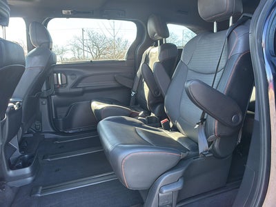 2021 Toyota Sienna XSE