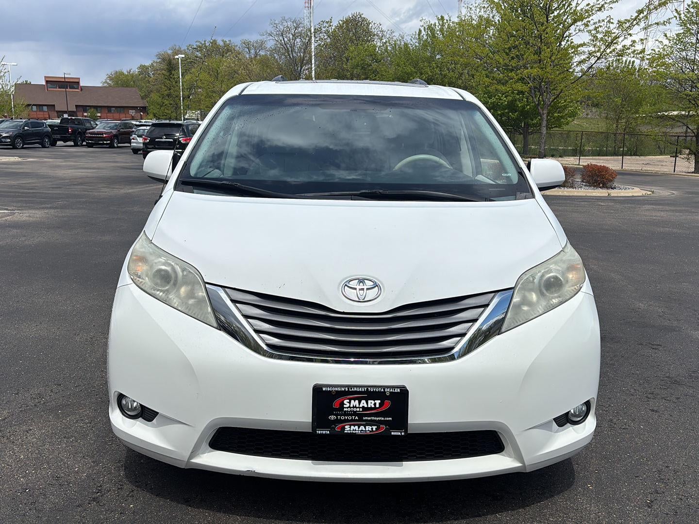 2011 Toyota Sienna XLE 8-Passenger