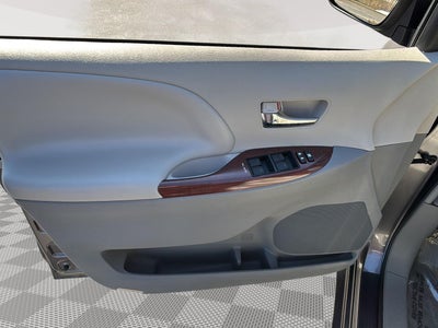 2012 Toyota Sienna XLE 8-Passenger