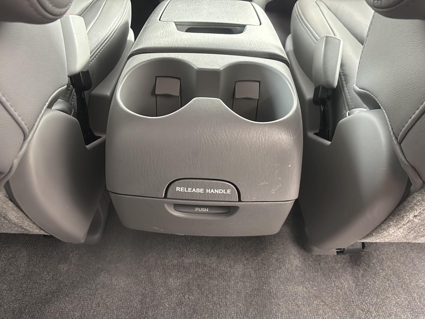 2010 Toyota Sienna XLE