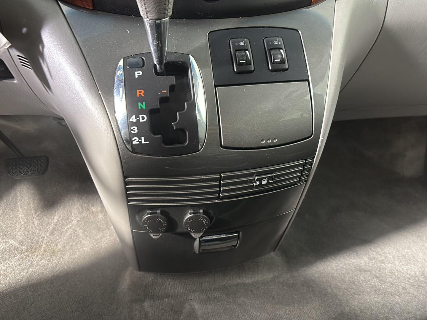 2010 Toyota Sienna XLE