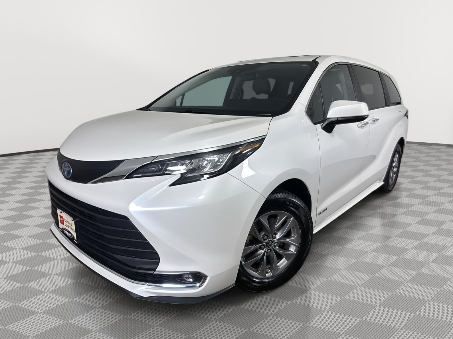 2021 Toyota Sienna XLE