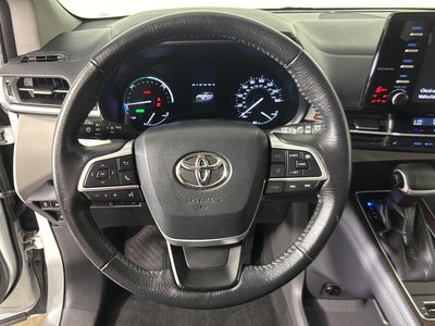 2021 Toyota Sienna XLE