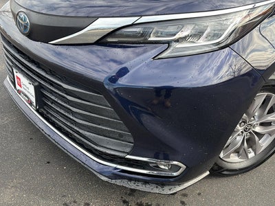 2021 Toyota Sienna XLE