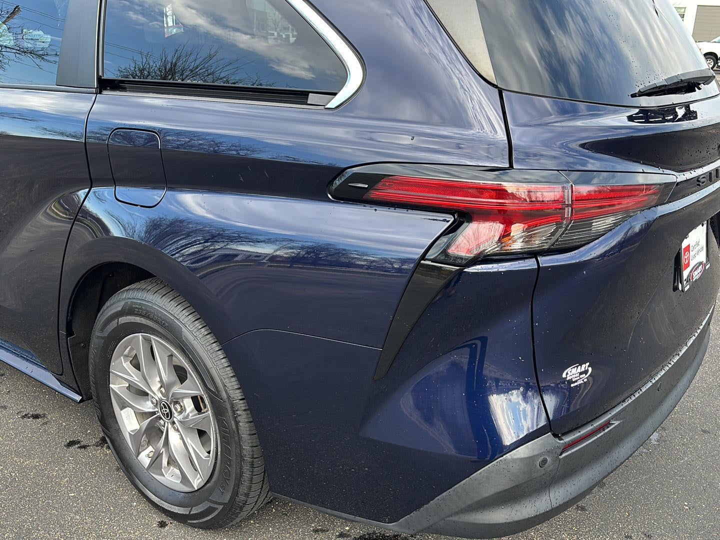 2021 Toyota Sienna XLE