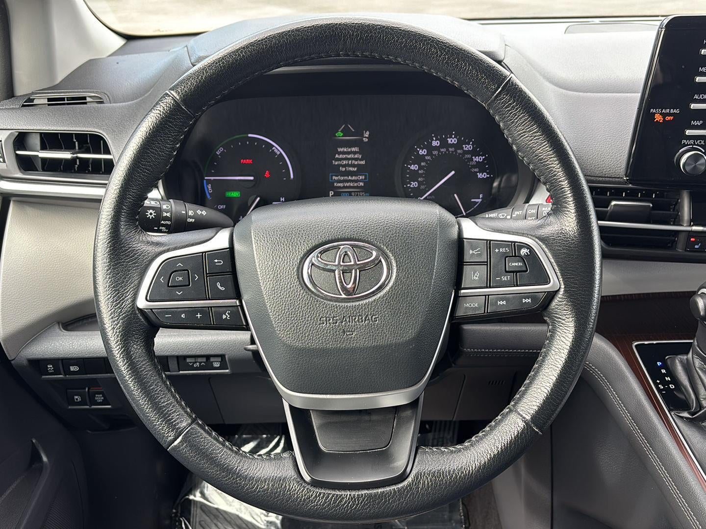 2021 Toyota Sienna XLE