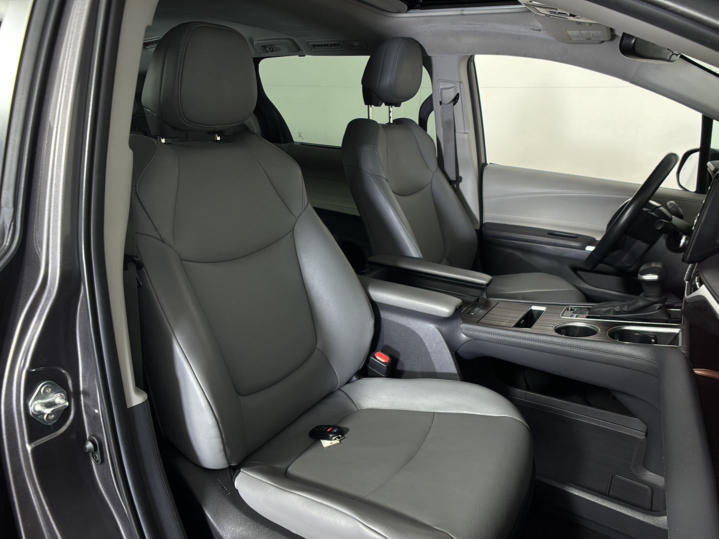 2024 Toyota Sienna XLE