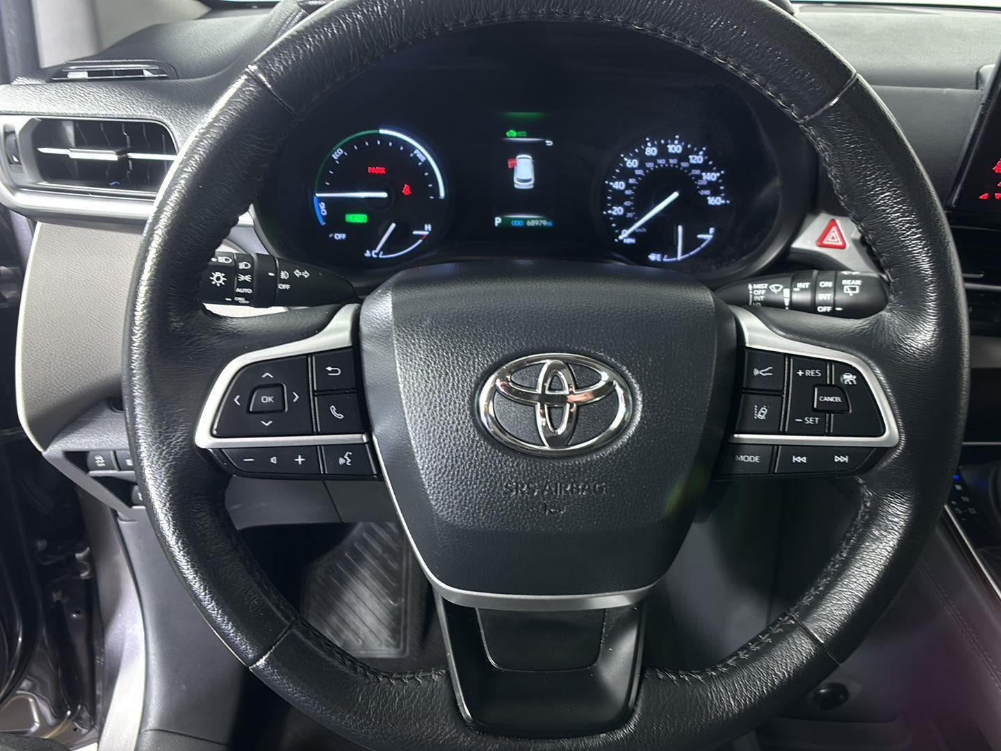 2024 Toyota Sienna XLE