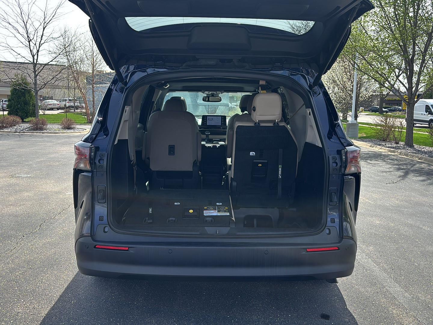 2024 Toyota Sienna XLE