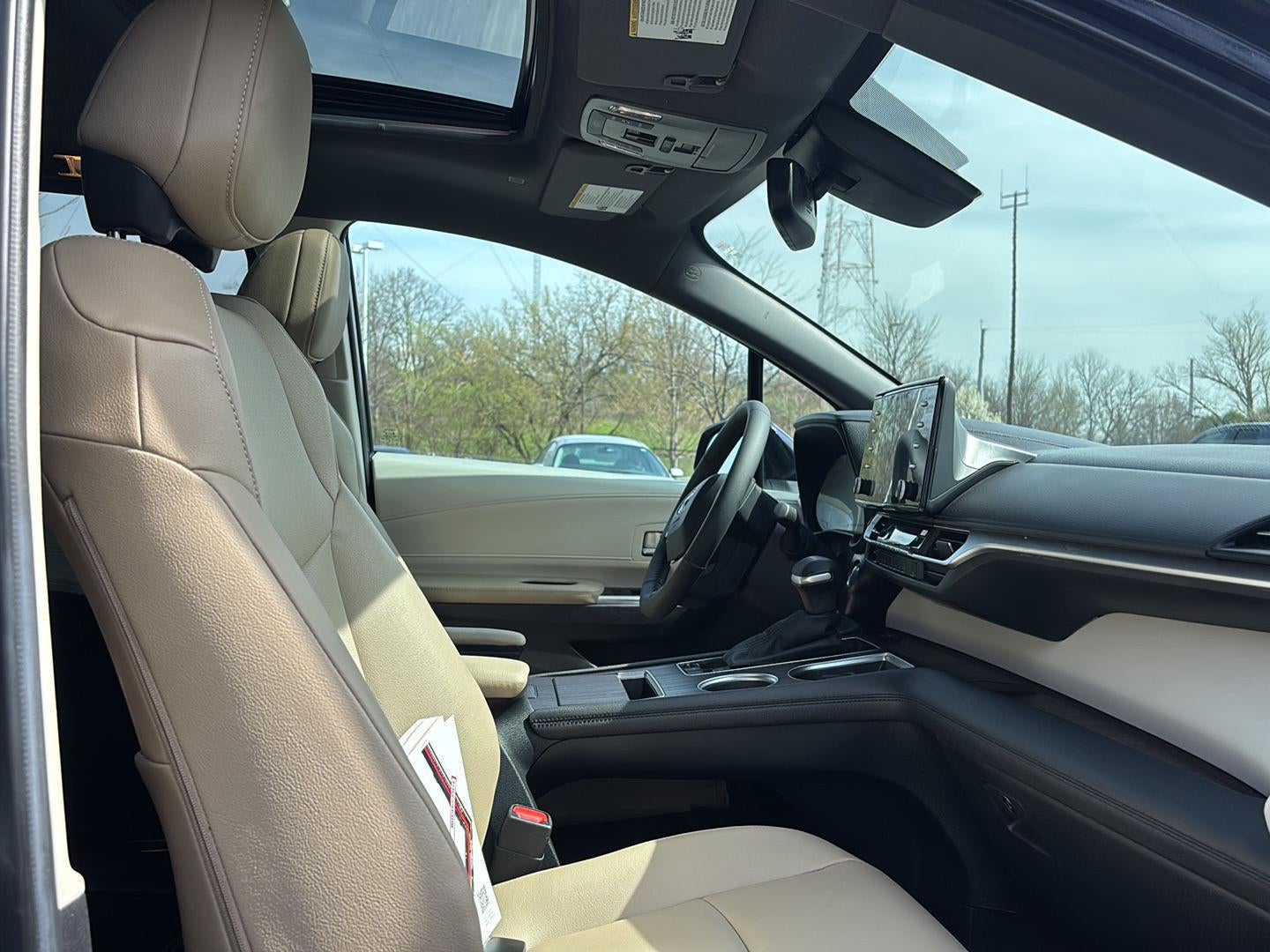 2024 Toyota Sienna XLE