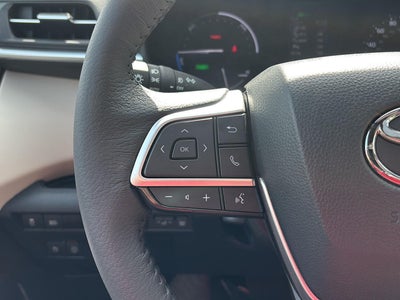 2024 Toyota Sienna XLE