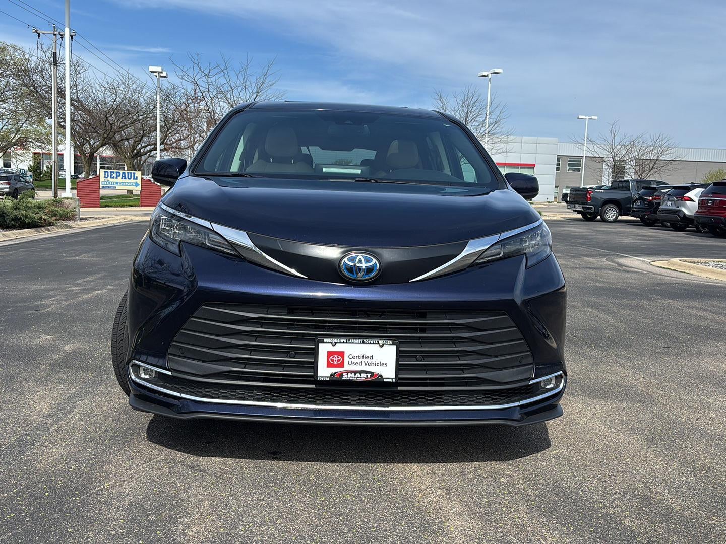 2024 Toyota Sienna XLE