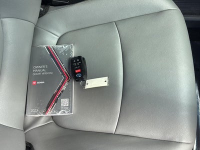 2023 Toyota Sienna XLE